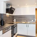 Am Stadtrand Von Apartment *