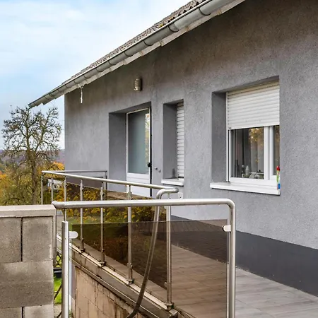 Am Stadtrand Von Apartament *